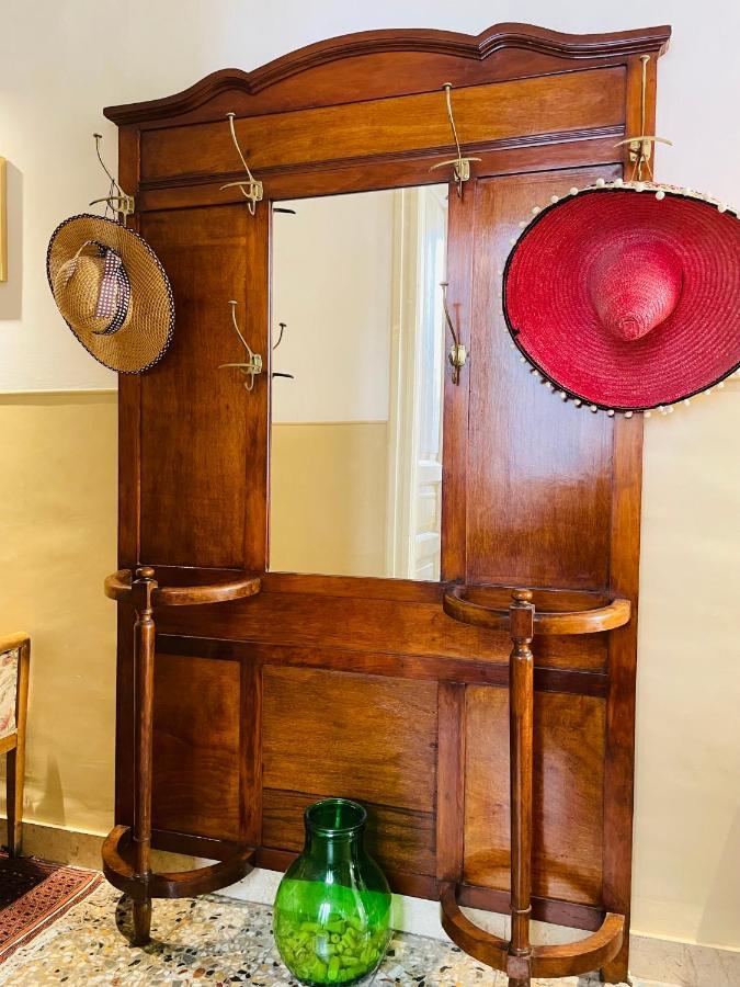 Montello Guest House & Apartment Катания Экстерьер фото