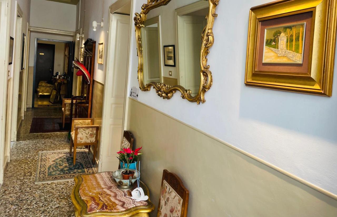 Montello Guest House & Apartment Катания Экстерьер фото