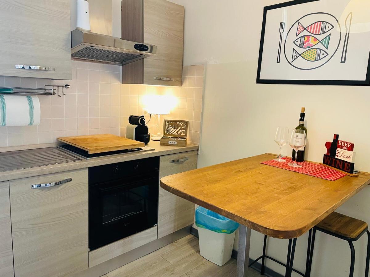 Montello Guest House & Apartment Катания Экстерьер фото